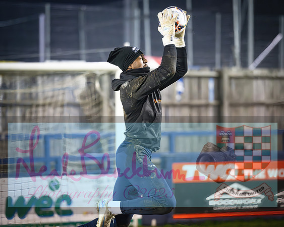 Chippenham Town 2 v Chesham Utd 0 (37 of 320)