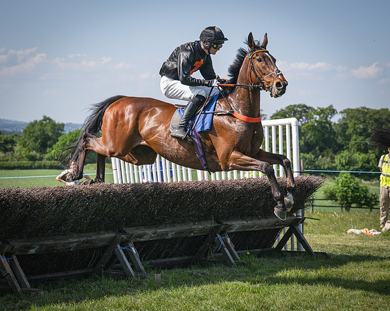 Race 4 Empire De Maulde - Seb Mead winners of The Perry’s of Aylesbury Jaecoo Men’s Open Race (83 of 190)