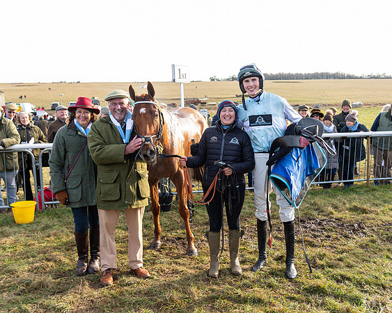 Race 4 - Maiden (115 of 118)