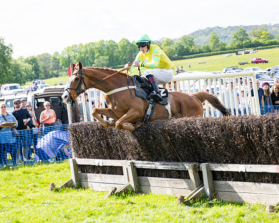 Race 4 -  2M4F Conditions  (78 of 102)