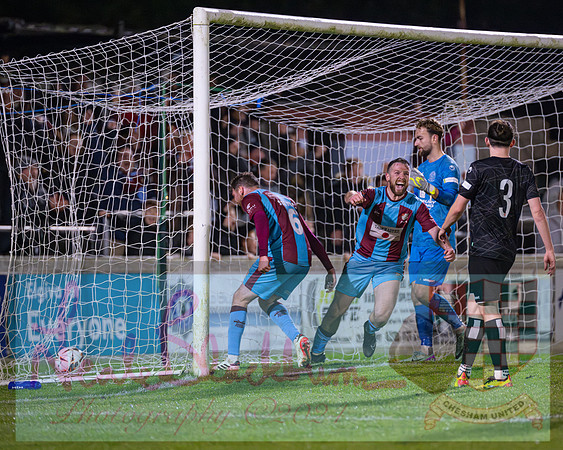 Chesham Utd 3 v 1 Chippenham Town (309 of 416)