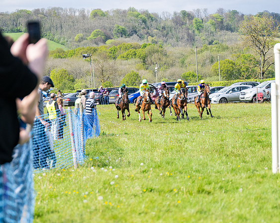 Race 4 -  2M4F Conditions  (35 of 102)