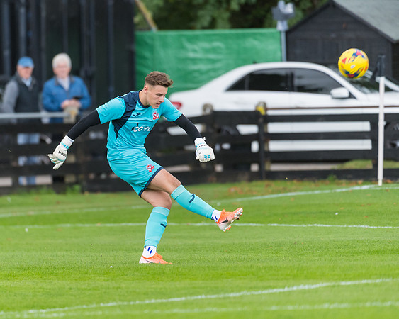 Royston Town 2 Rams 1  (45 of 297)