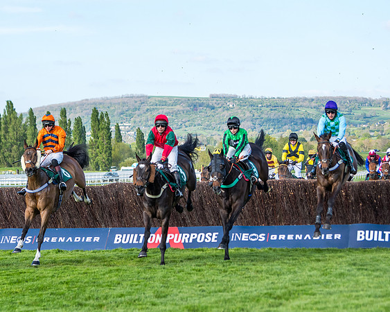Race 2  -  Intermediate Point to Point Hunters' Steeple Chase (87 of 277)