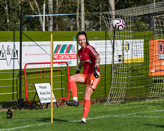 Watford Ladies 5 Oxford United Ladies  2  (5 of 392)