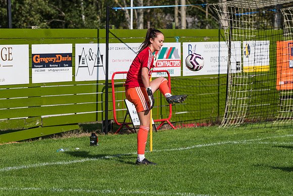 Watford Ladies 5 Oxford United Ladies  2  (9 of 392)
