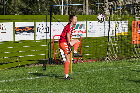 Watford Ladies 5 Oxford United Ladies  2  (10 of 392)
