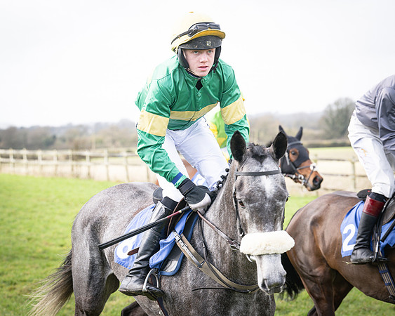 Race 1 - Four and Five year Old Maiden (42 of 137)