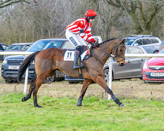 Race 5 - Maiden  (46 of 134)