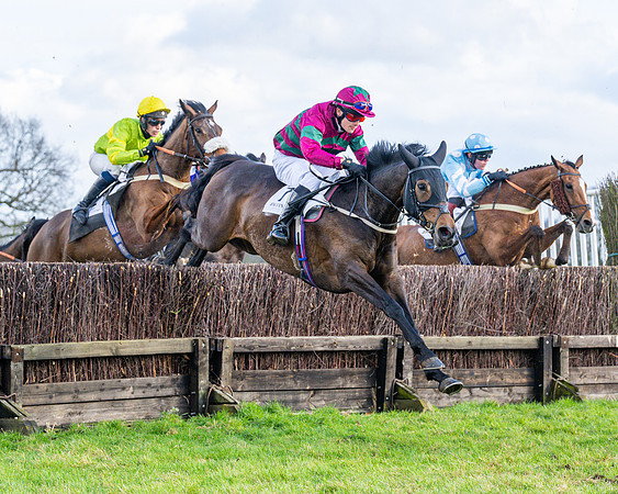 Race 5 - Maiden  (100 of 134)