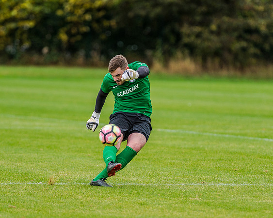 AFC Oaklands 2 v 1 Bengeo Trinity - Warm Up (248 of 297)