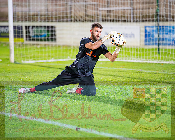 Chesham Utd 3 v 1 Chippenham Town (43 of 416)