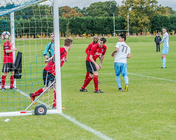 AFC Oaklands 2 v 1 Bengeo Trinity - Warm Up (164 of 297)
