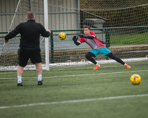 Hendon 2 Rams 1  (18 of 260)