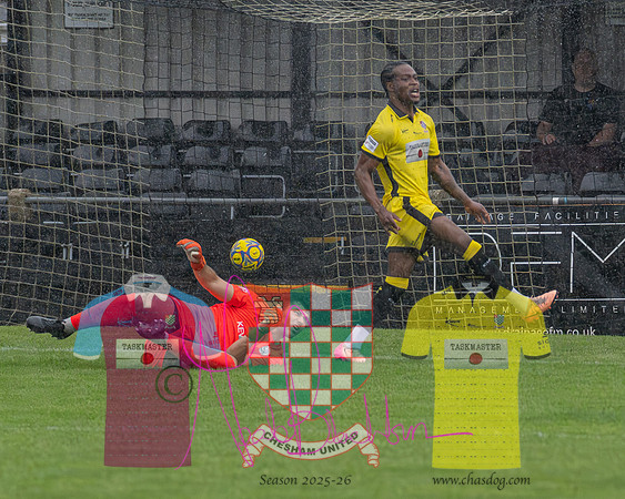 Royston Town 2 v 2 Chesham United (109 of 341)