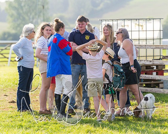 Race 7 - Veteran Horse (239 of 246)