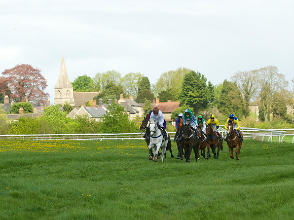 Race 2 - Open Maiden  30