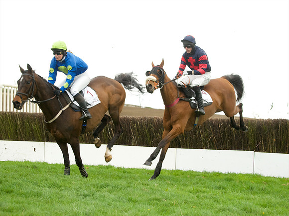 Race 2 Confined - 44