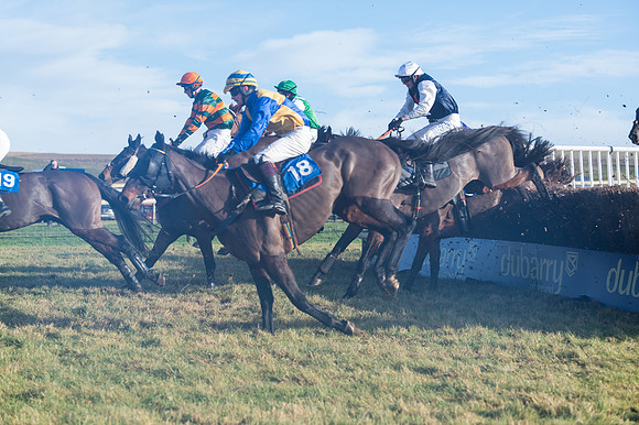 Race 4 - Veteran Horses (103 of 167)