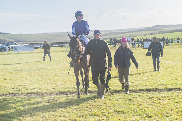 Race 4 - Veteran Horses (141 of 167)