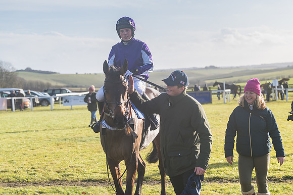 Race 4 - Veteran Horses (143 of 167)
