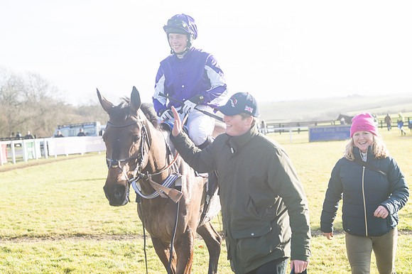 Race 4 - Veteran Horses (145 of 167)