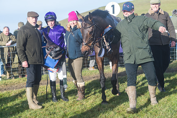 Race 4 - Veteran Horses (151 of 167)