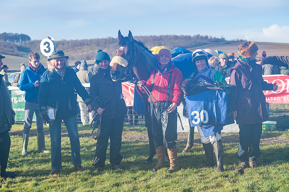 Race 4 - Veteran Horses (159 of 167)