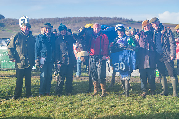 Race 4 - Veteran Horses (163 of 167)