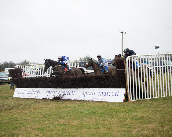 Race 6 - Young Horse Maiden (32 of 124)