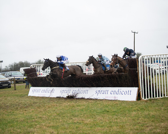 Race 6 - Young Horse Maiden (33 of 124)