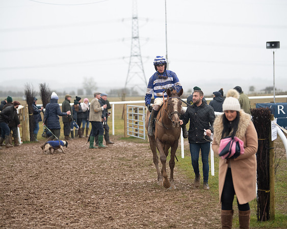 Race 6 - Young Horse Maiden (79 of 124)