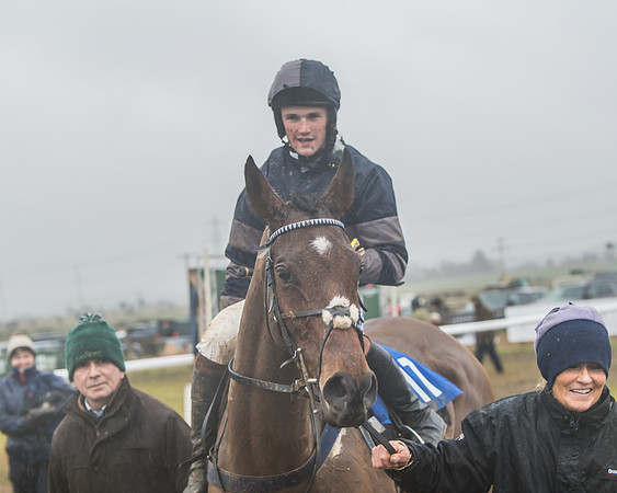 Race 6 - Young Horse Maiden (97 of 124)