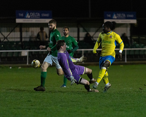 Newport Pagnell 1 [3] Rams 1 [1] (16 of 204)