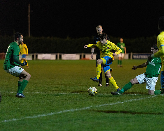 Newport Pagnell 1 [3] Rams 1 [1] (24 of 204)