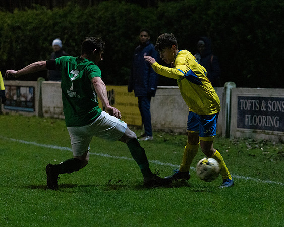 Newport Pagnell 1 [3] Rams 1 [1] (27 of 204)