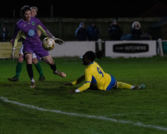Newport Pagnell 1 [3] Rams 1 [1] (37 of 204)