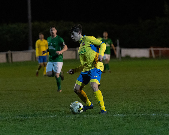 Newport Pagnell 1 [3] Rams 1 [1] (56 of 204)