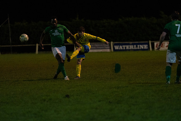Newport Pagnell 1 [3] Rams 1 [1] (69 of 204)