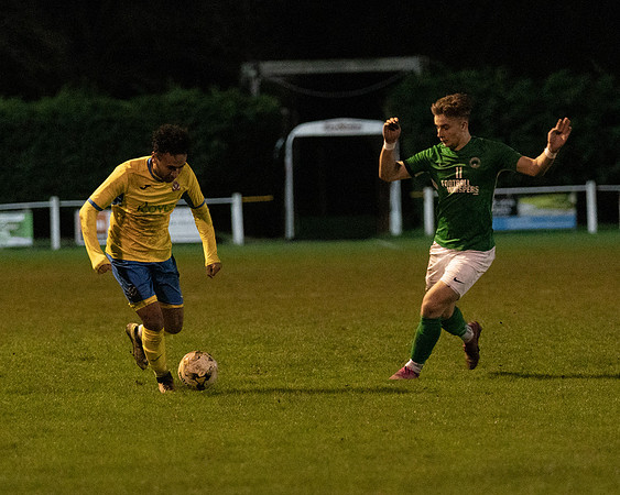 Newport Pagnell 1 [3] Rams 1 [1] (90 of 204)
