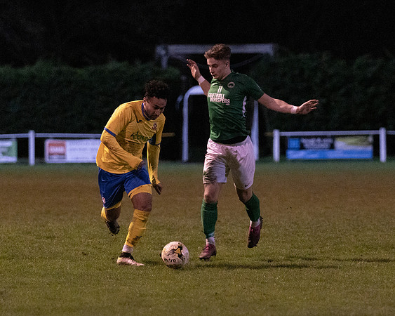 Newport Pagnell 1 [3] Rams 1 [1] (91 of 204)