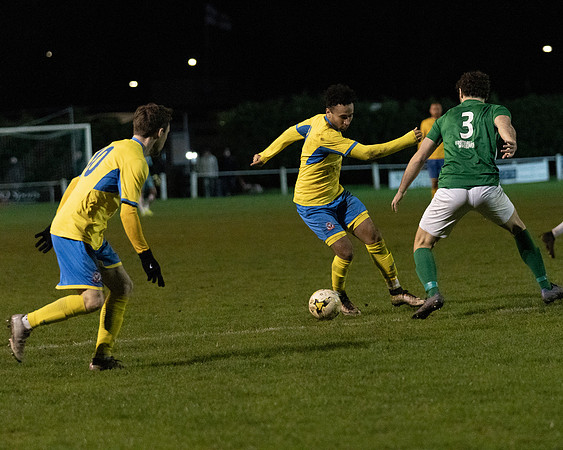 Newport Pagnell 1 [3] Rams 1 [1] (92 of 204)