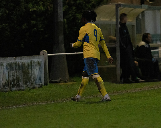 Newport Pagnell 1 [3] Rams 1 [1] (98 of 204)