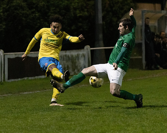 Newport Pagnell 1 [3] Rams 1 [1] (102 of 204)