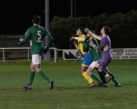 Newport Pagnell 1 [3] Rams 1 [1] (104 of 204)