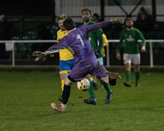 Newport Pagnell 1 [3] Rams 1 [1] (121 of 204)