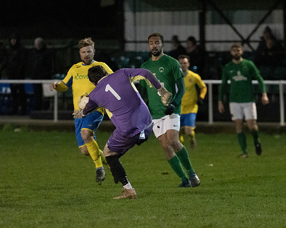 Newport Pagnell 1 [3] Rams 1 [1] (122 of 204)