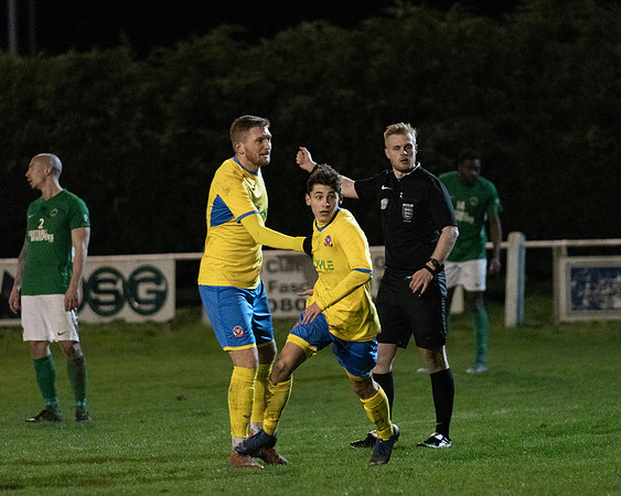 Newport Pagnell 1 [3] Rams 1 [1] (137 of 204)