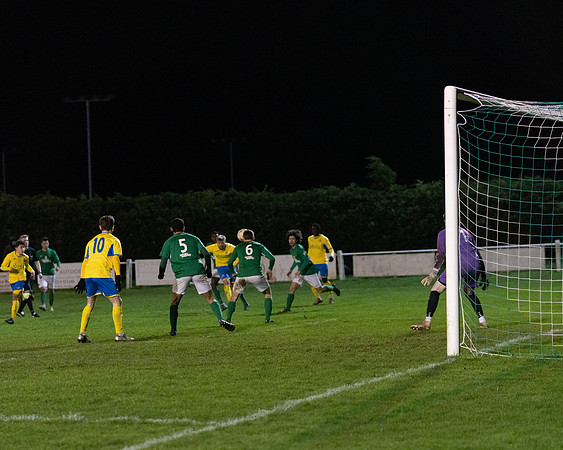 Newport Pagnell 1 [3] Rams 1 [1] (182 of 204)
