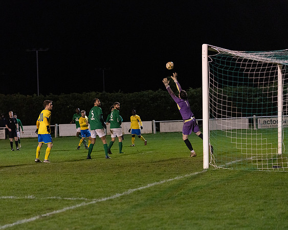Newport Pagnell 1 [3] Rams 1 [1] (184 of 204)